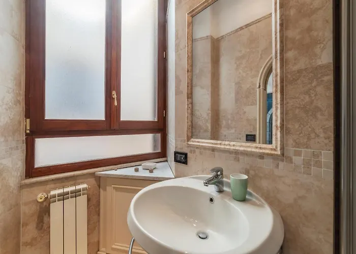 Apartment Guesthost - Piazza Di Spagna Elegant