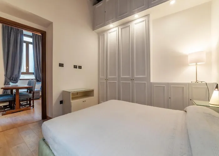 Apartment Guesthost - Piazza Di Spagna Elegant *
